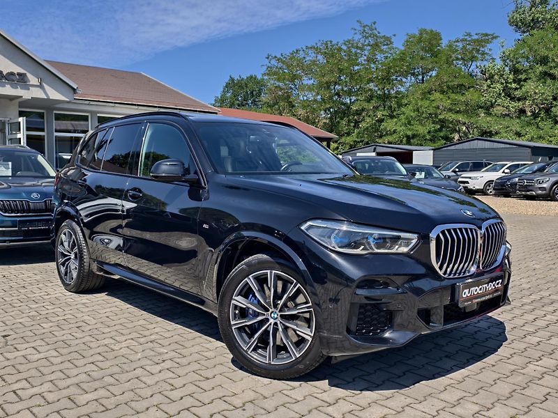 BMW X5 xDrive40d 250kW M-PAKET, DPH - fotka 1 z 28