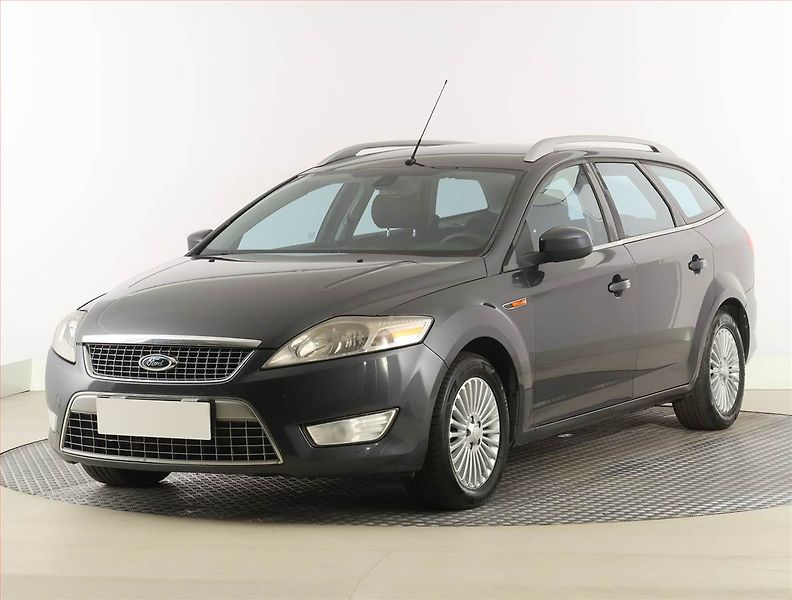 Ford Mondeo (2008) 2.0 TDCi, po STK, Tažné - fotka 2 z 18