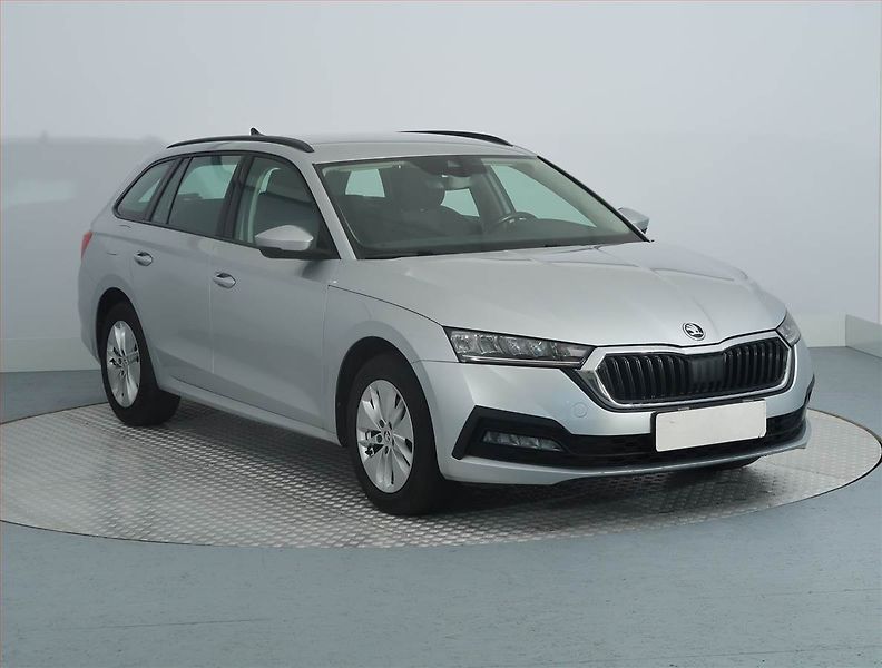 Škoda Octavia (2022) Ambition 2.0 TDI, ČR,1.maj - fotografie inzerátu