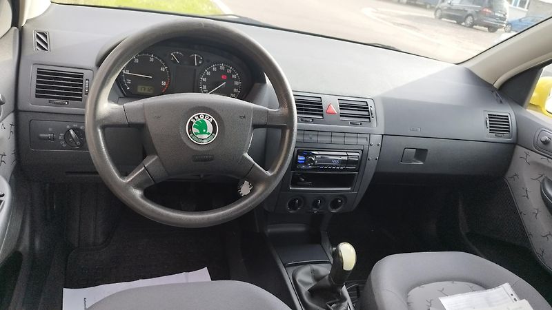 Škoda Fabia 1.9SDI, volat-608 081 843 - fotka 10 z 16