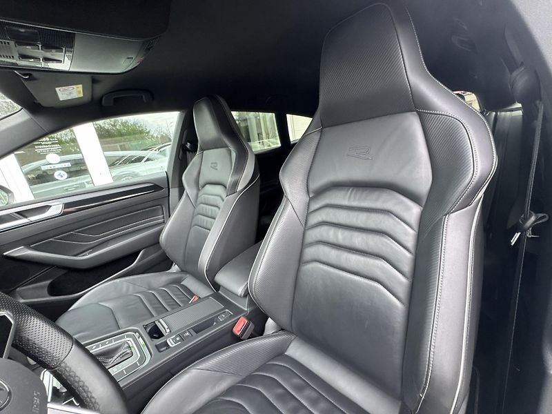 Volkswagen Arteon Shooting Brake R-Line 2,0 TDI 4Motion DSG - fotka 16 z 29