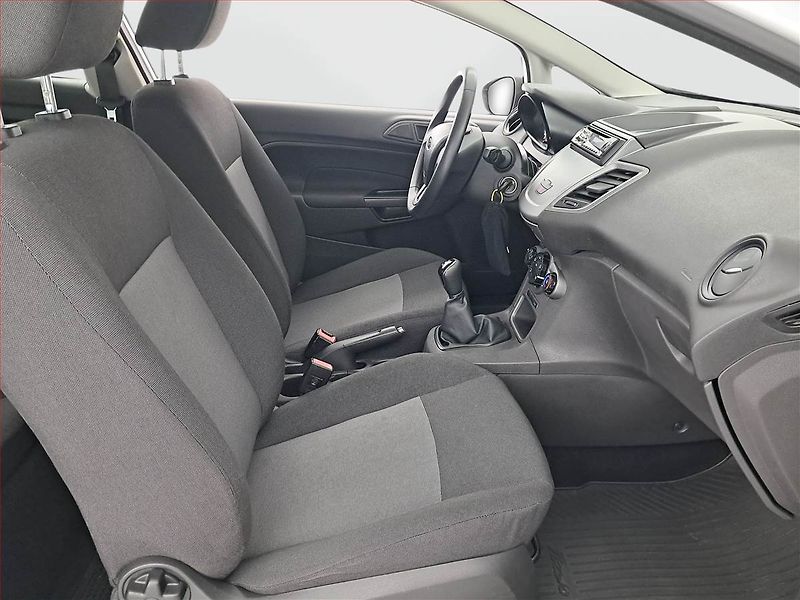 Ford Fiesta (2015) 1.25, Serv.kniha - fotka 9 z 14