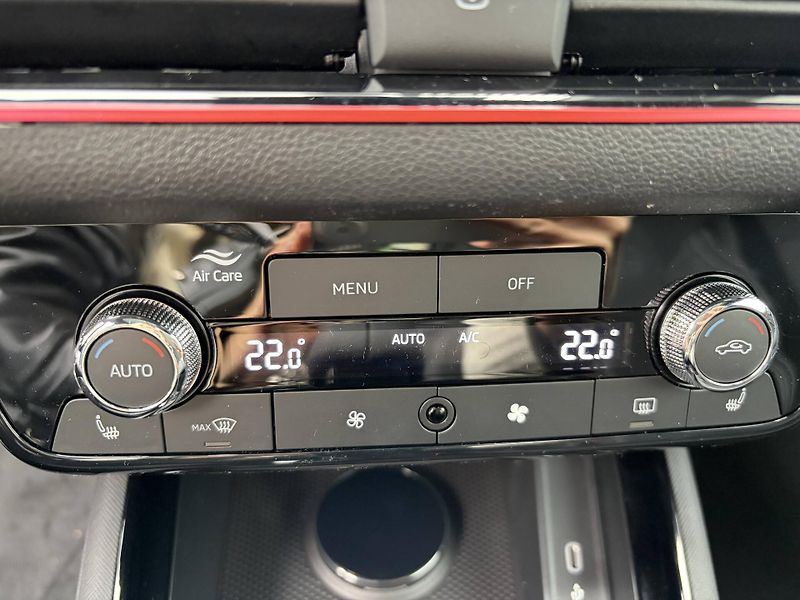 Škoda Kamiq (2026) Monte Carlo 7DSG 1,0TSI - fotka 12 z 24
