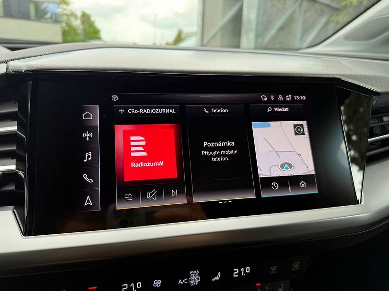 Audi Q4 e-tron 40 e-tron  REZERVACE - fotka 14 z 36