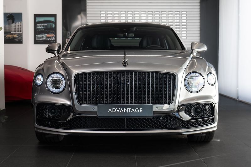 Bentley Flying Spur W12 360/LED/Pano/Ventilovaná a - fotka 2 z 27
