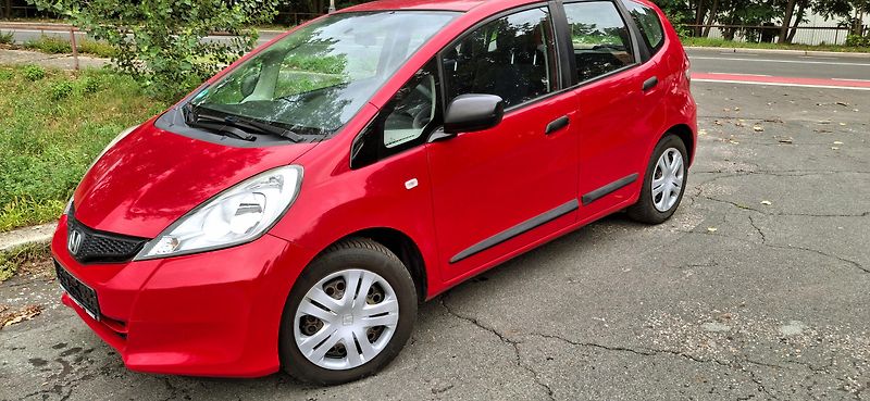 Honda Jazz 1.2 VTEC 66 kw - fotka 1 z 42