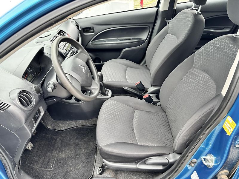 Mitsubishi Space Star (2016) 1.0i 52kW - fotka 17 z 25