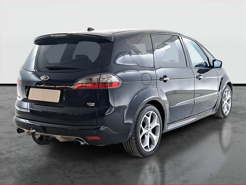 Ford S-MAX (2009) Titanium 2.2 TDCi, 7 míst - fotka 5 z 21