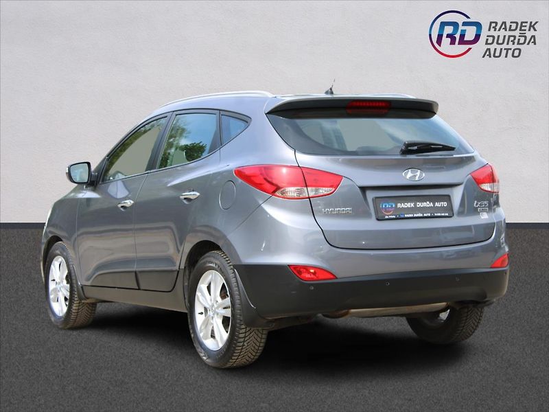 Hyundai ix35 1,7 CRDi  NOVÉ V ČR,VÝHŘEVY - fotka 7 z 26