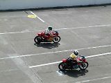 Roberts a Agostini při motofestivalu Montlhéry 2002.