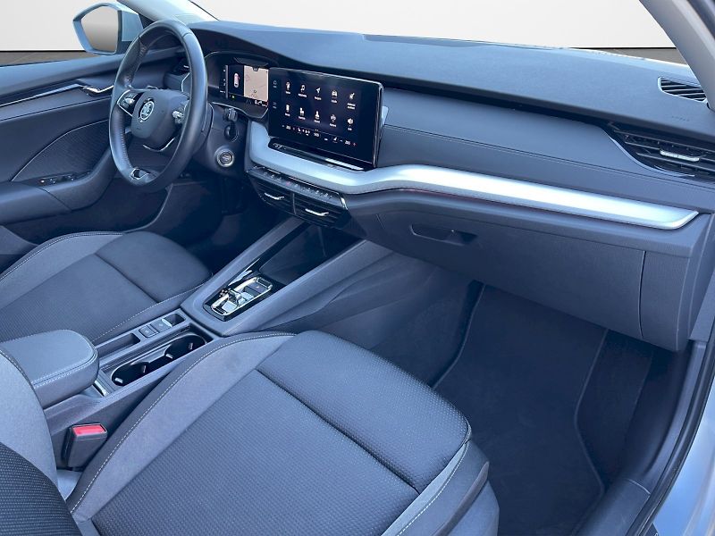 Škoda Octavia (2023) 2.0 TDI 110kW DSG Estate Ambit - fotka 23 z 35