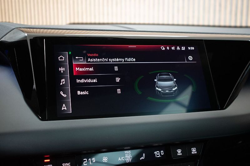 Audi e-tron 93kWh QUATTRO*B&O*AIR*ACC*DPH* - fotka 37 z 50