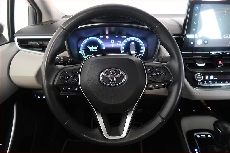Toyota Corolla (2024) 1.8 Hybrid - fotka 17 z 19