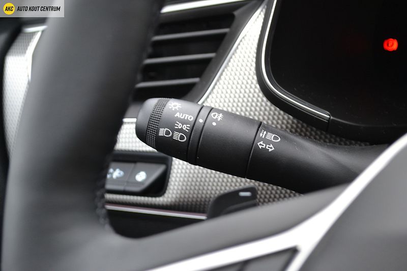 Renault Arkana Techno mild hybrid 140 EDC - fotka 37 z 44