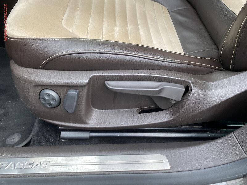 Volkswagen Passat (2014) 2.0 TDi, Highline, bixen, - fotka 14 z 19