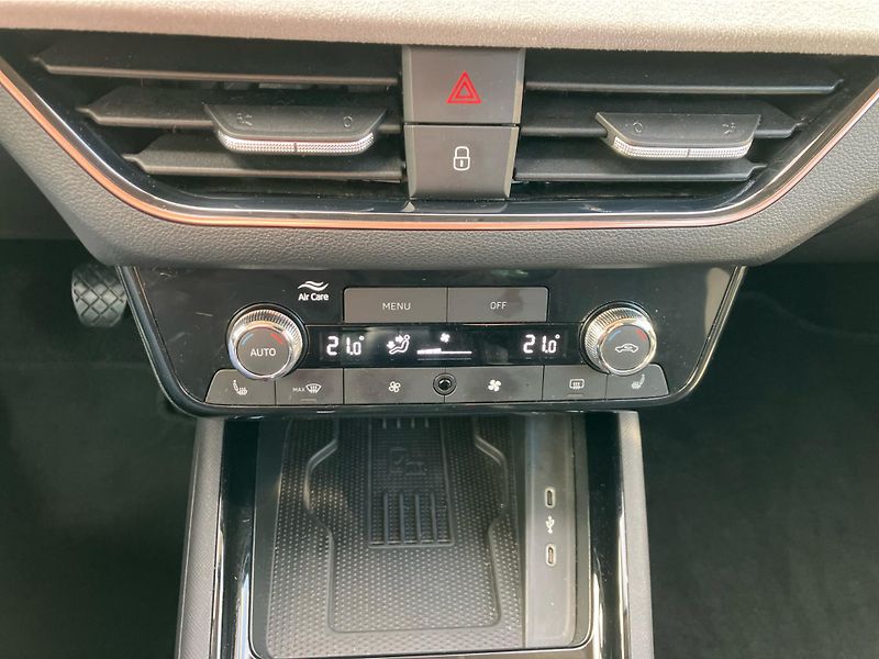 Škoda Scala 1.0 TSI 85 kW TOP SELECTION - fotka 21 z 30