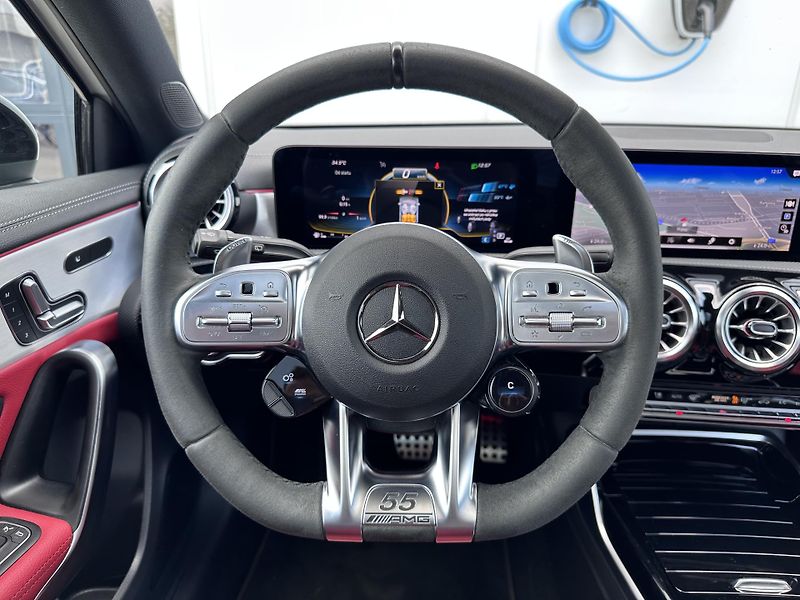 Mercedes-Benz Třídy A 35 AMG 4M EDITION 55 - fotka 10 z 29