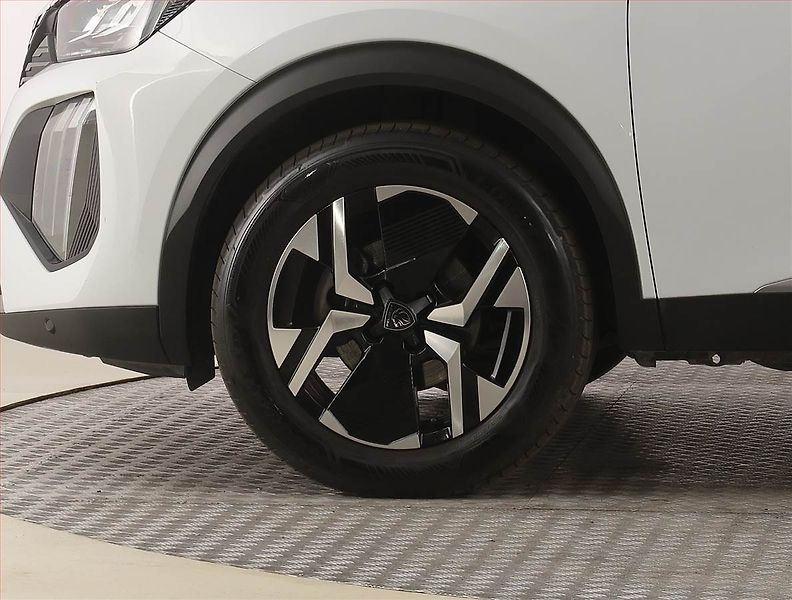 Peugeot 2008 (2025) 1.2 PureTech - fotka 15 z 26