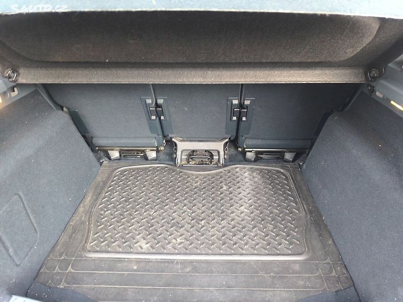 Ford C-MAX 1.6,KRÁSNÝ,125KM,VÝBAVA,1MAJ51 - fotka 6 z 22
