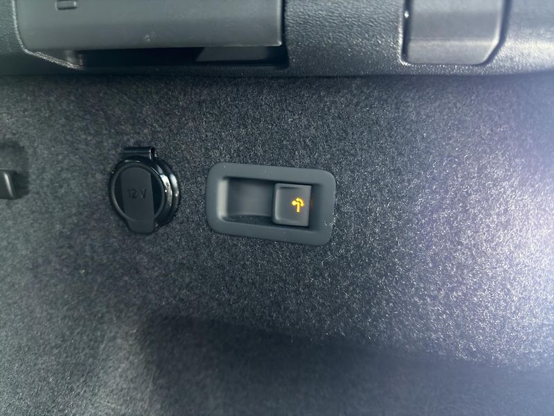 Volkswagen Tayron (2025) R-LINE Harman Kardon PANORAMA - fotka 25 z 27