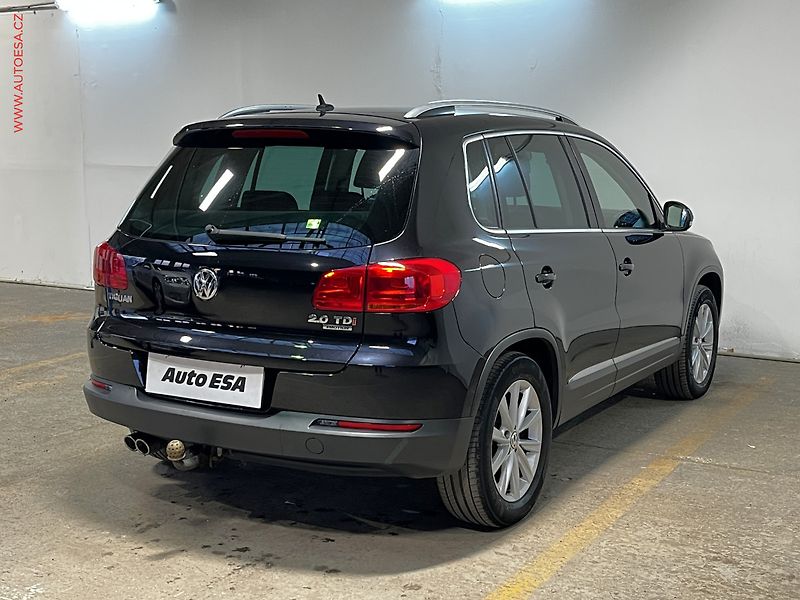 Volkswagen Tiguan (2015) 2.0TDi 4x4, ČR, Sport, DSG - fotka 4 z 14