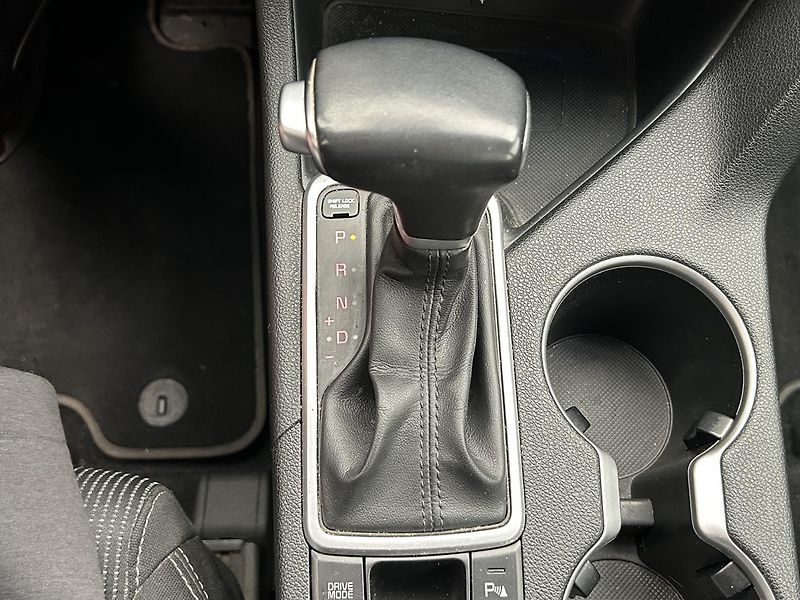 Kia Sportage 2.0 CRDi 4x4 PREMIUM (2019) - fotka 19 z 27
