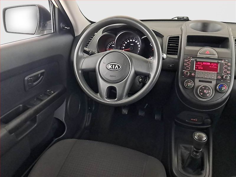 Kia Soul (2010) 1.6 CVVT, po STK, zamluveno - fotka 7 z 17