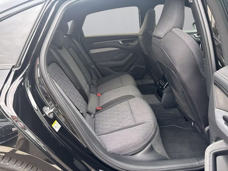 Audi A6 TDI q S-Line Pano HuD Vzduch - fotka 6 z 10