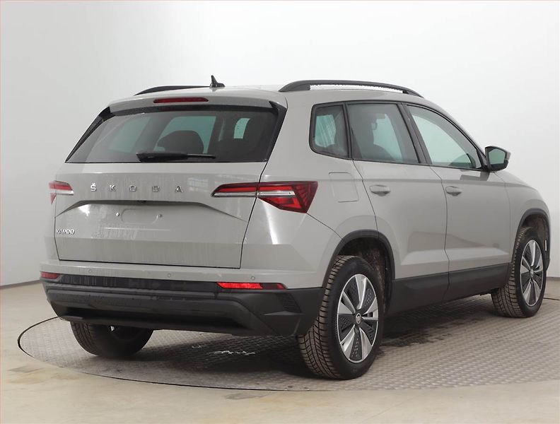 Škoda Karoq (2023) 1.5 TSI - fotka 5 z 24