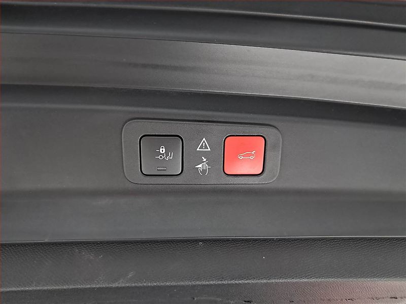 Peugeot 5008 (2019) Access PureTech 130, 7 míst - fotka 16 z 18