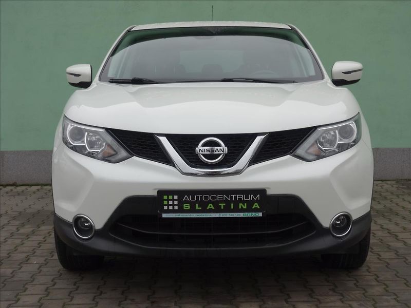 Nissan Qashqai 1,5 81kW NAVI - fotka 11 z 39