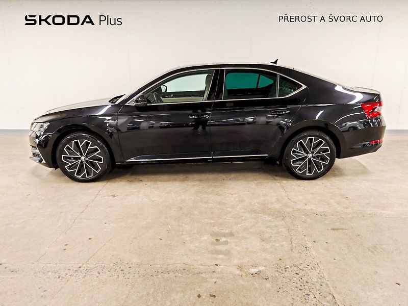Škoda Superb (2024) iV 1.4 TSI 160 kW DSG L&K - fotka 3 z 30