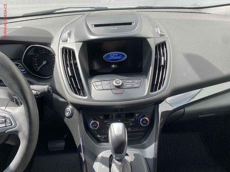 Ford Kuga (2017) 2.0TDCi 4x4, ČR, Titanium, AT - fotka 12 z 18