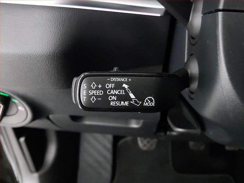 Škoda Karoq (2017) Style 1.6 TDI, Serv.kniha - fotka 20 z 23