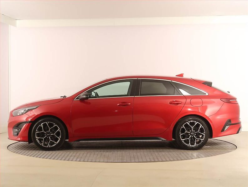 Kia Pro_Ceed (2022) GT-Line 1.5 T-GDI, Automat - fotka 3 z 22