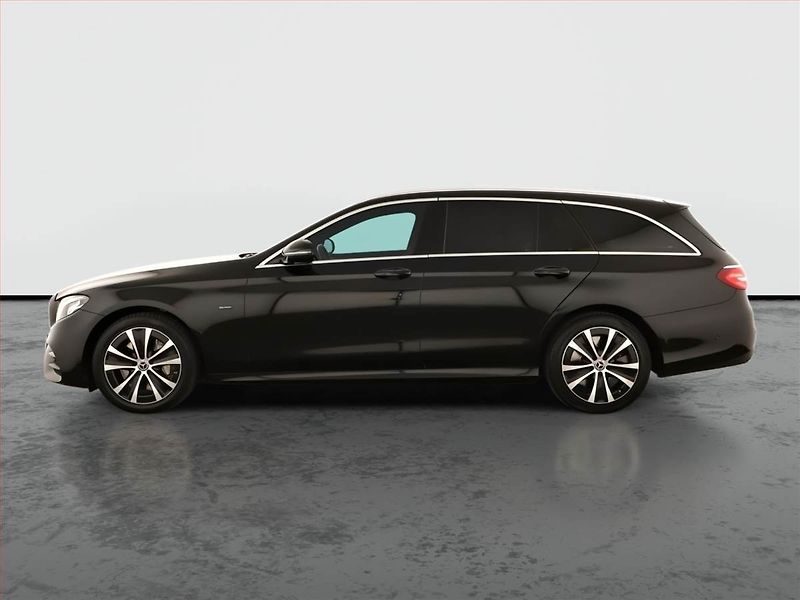Mercedes-Benz Třídy E (2019) E 300 de - fotka 3 z 31