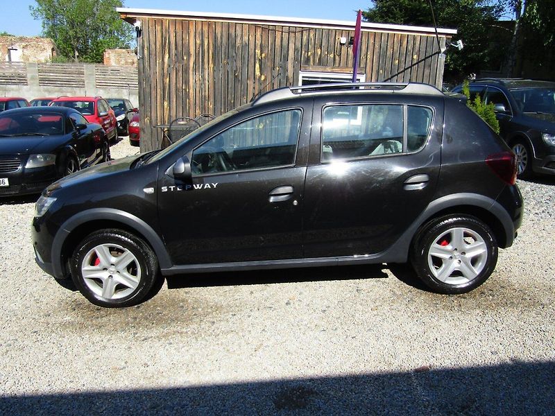Dacia Sandero (2018) STEPWAY 0.9 TCe 66kW - fotka 3 z 38