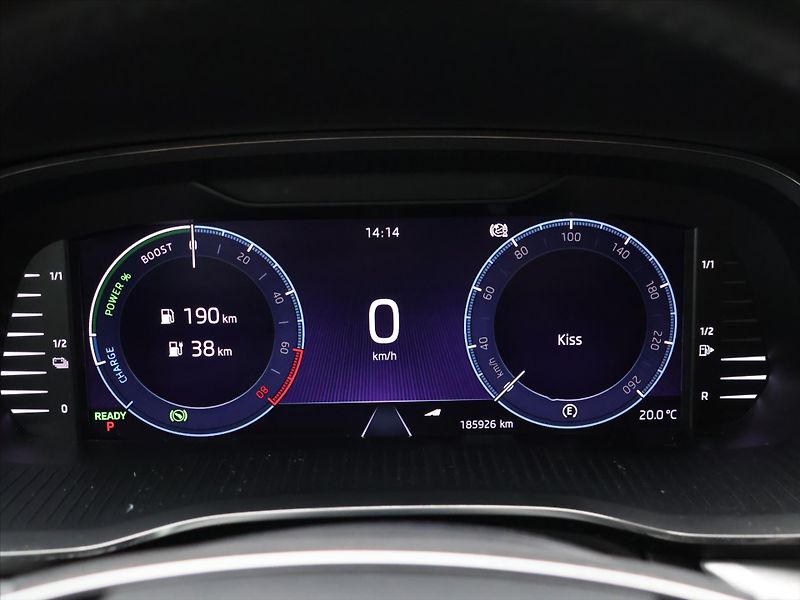 Škoda Octavia 1,4 TSI iV 150 kW DSG Ambition - fotka 16 z 31