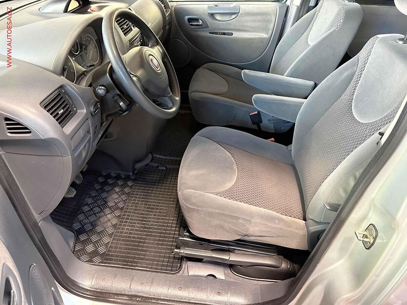 Fiat Scudo (2015) 2.0MJT L2 8míst, 1.maj, AC - fotka 9 z 15