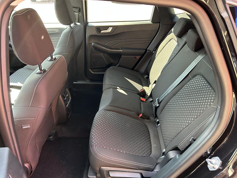 Ford Kuga Top Edition 2.5 PHEV 178kW - fotka 12 z 38