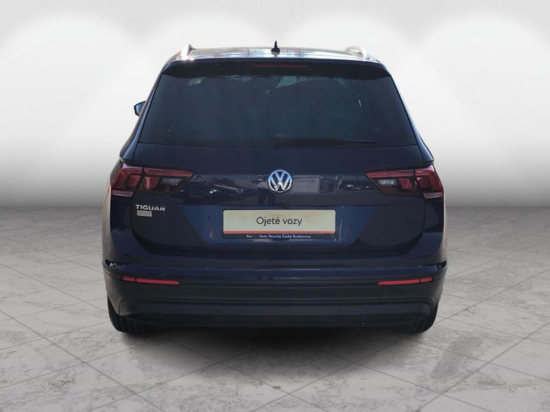 Volkswagen Tiguan 2.0 TDI - fotka 9 z 29