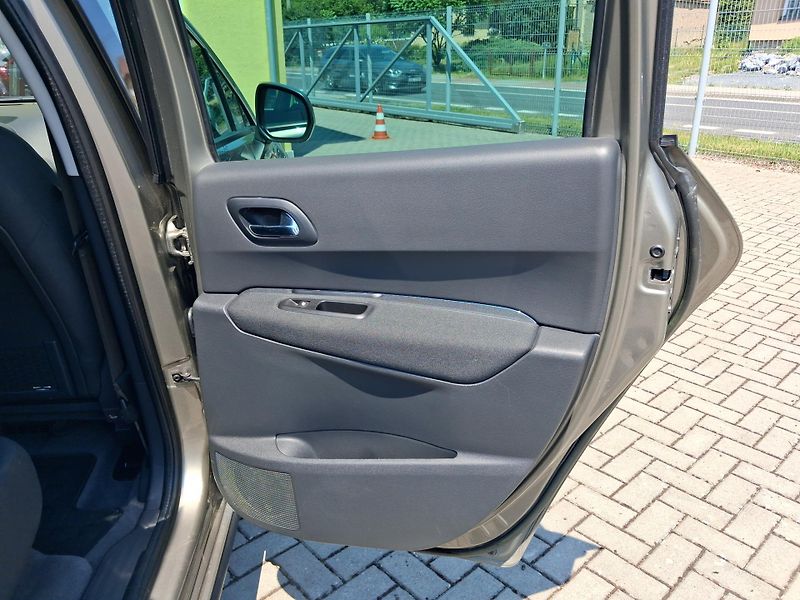 Peugeot 3008 (2013) 1,6HDi ČR  1.MAJITEL 2xKOLA - fotka 20 z 39