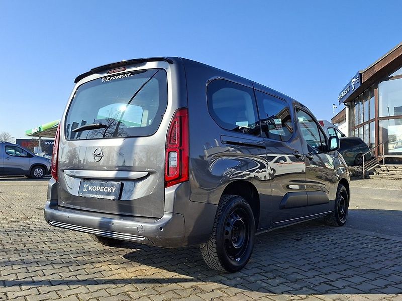 Opel Combo LIFE XL 1,2T 130k EAT8 7.Míst - fotka 3 z 25