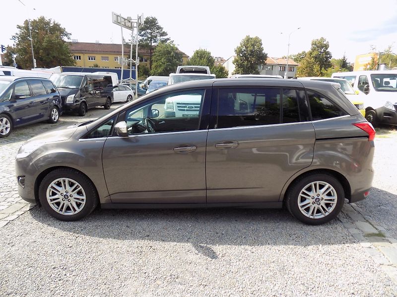 Ford Grand C-MAX 2,2 TDCI 103 KW AUTO/AC, TEMP - fotka 16 z 45