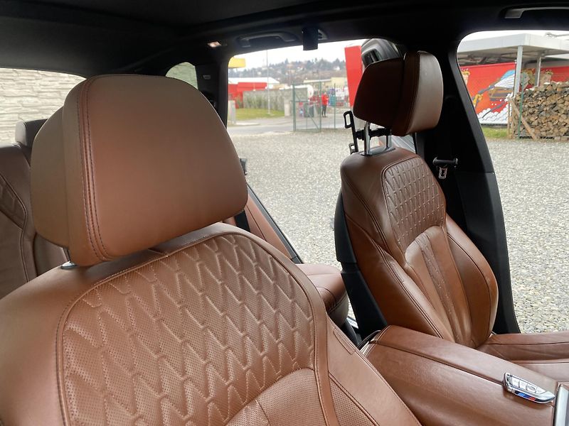 BMW X5 M50XD 4x4 400PS CZ DPH FULL 1A - fotka 139 z 171