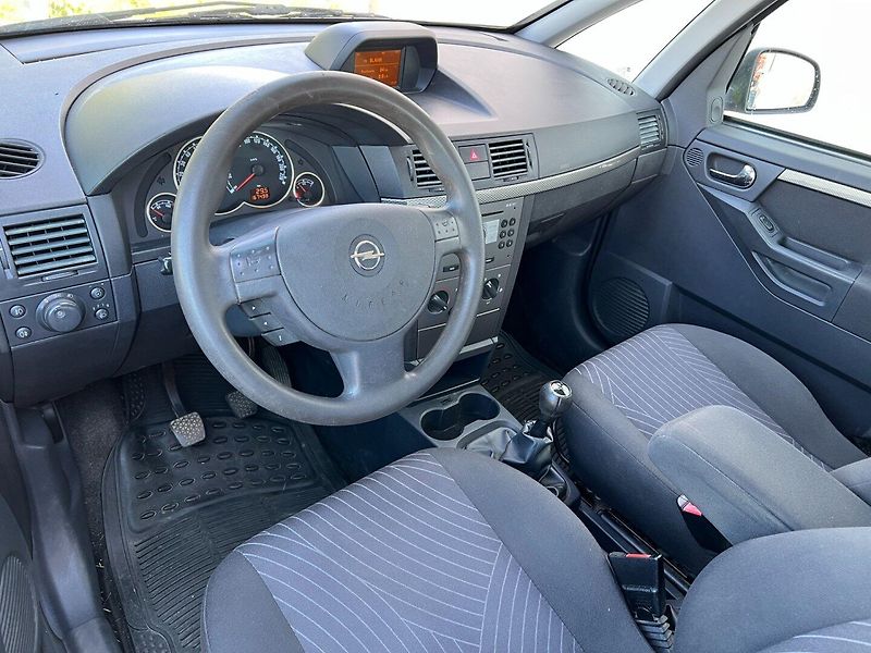 Opel Meriva (2006) 1.4i 16V Klima! Tažné! - fotka 11 z 17