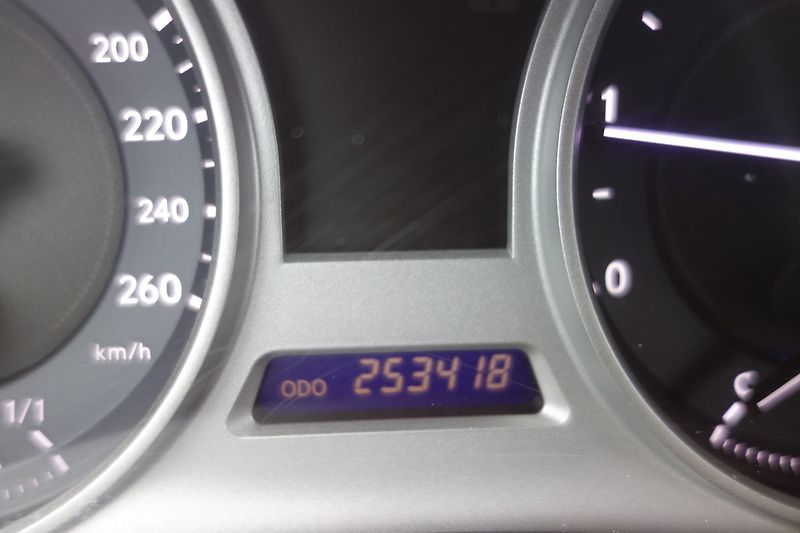 Lexus Ostatní 220 2,2D ČR SERVISOVÁNO !! ! - fotka 22 z 29