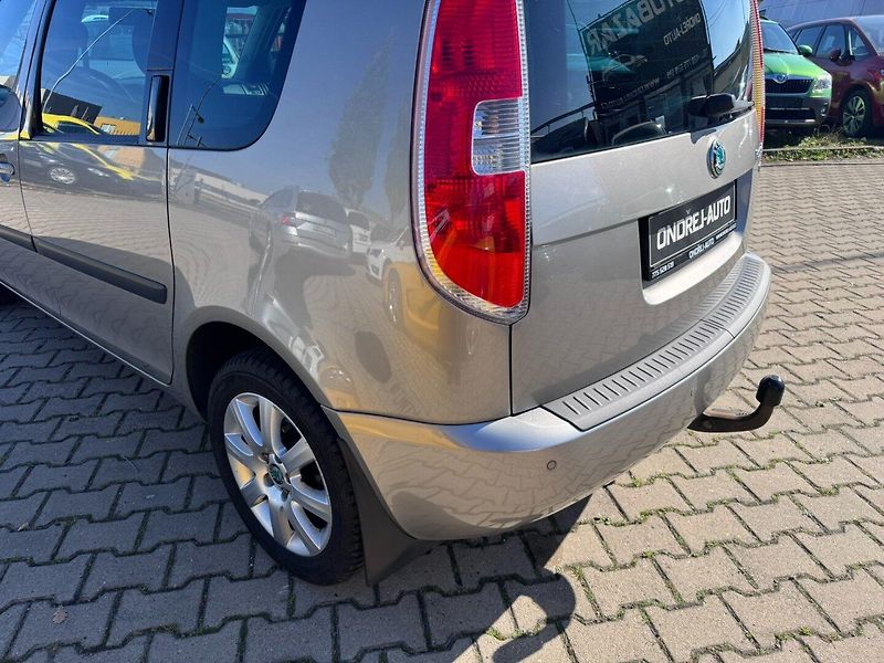 Škoda Roomster (2011) 1,2 TSI 77 KW KILOMETRY TAŽNÉ - fotka 12 z 50
