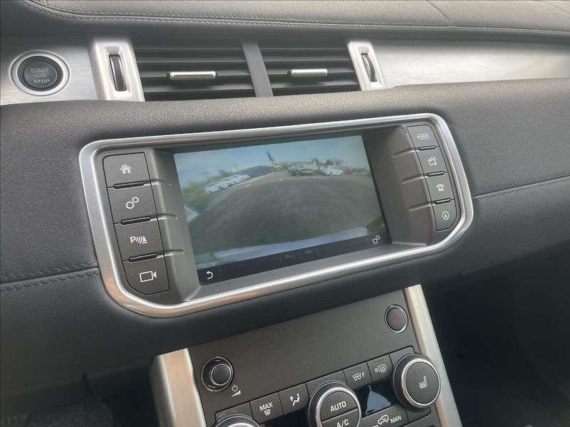 Land Rover Range Rover Evoque 2,0 TD4 4X4/AUTOMAT/Záruka! - fotka 22 z 30