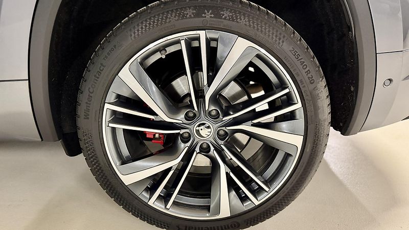 Škoda Kodiaq (2024) RS Challenge TSI 180kW PANO - fotka 51 z 54